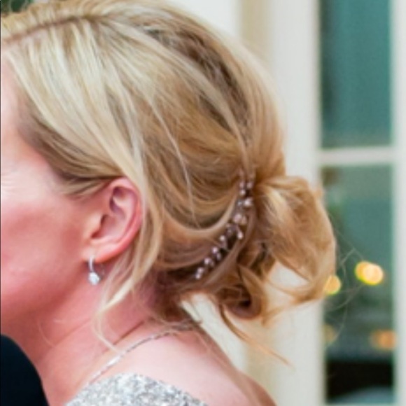 Custom Mackenzie headpiece- pristine - Picture 6 of 7